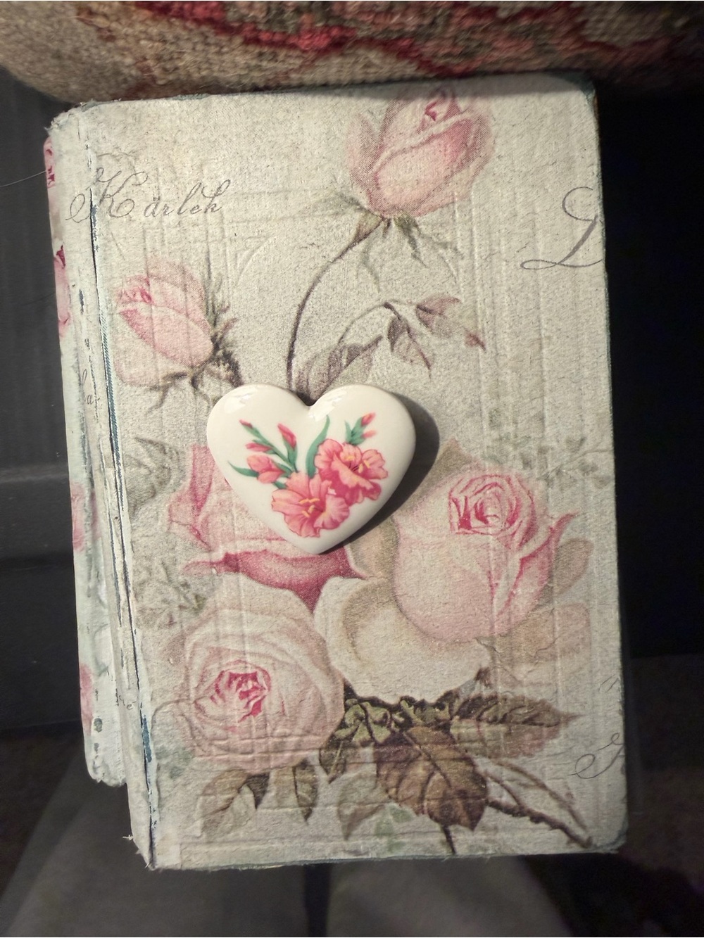 Vintage Avon Floral Heart Broach - Pink Rose Design